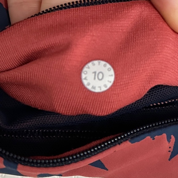 Lululemon Final Lap Crop *23" Efflorescent Dark Canyon Onyx Blue Size 10 - Picture 7 of 9